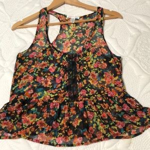 NWOT floral Crop tank